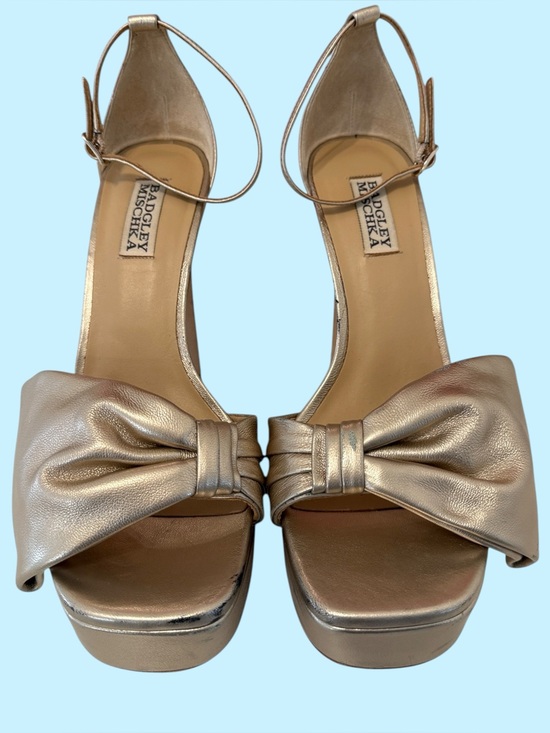 Badgley Mischka Shoes - Badgley Mischka Metallic Gold Platform Knot Bow Sandals Size 8 Pre Loved